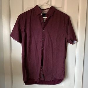 Men’s short sleeve dress shirt